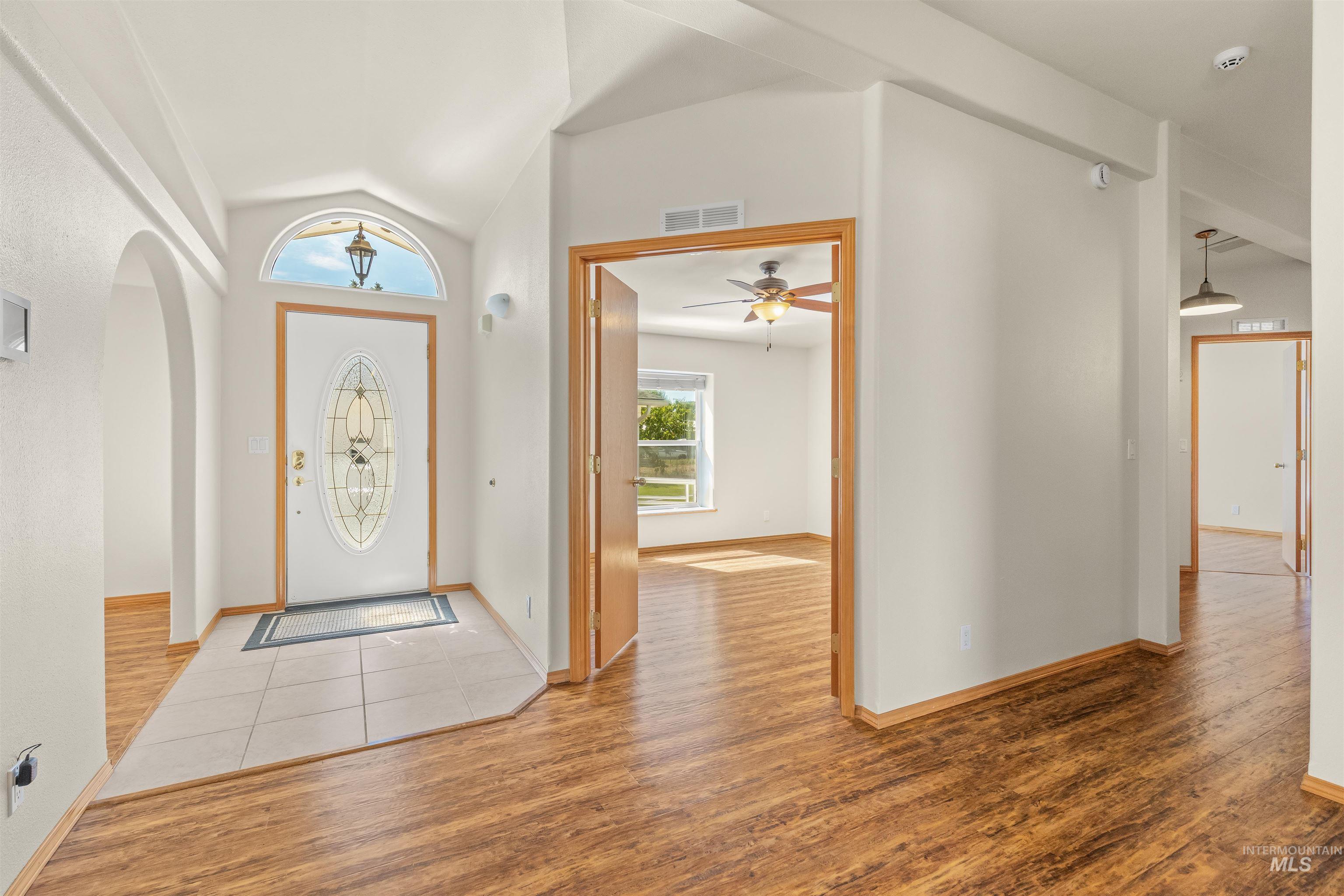 2039 Ripon Avenue, Lewiston, Idaho 83501, 3 Bedrooms, 3 Bathrooms, Residential For Sale, Price $635,000, 98989527