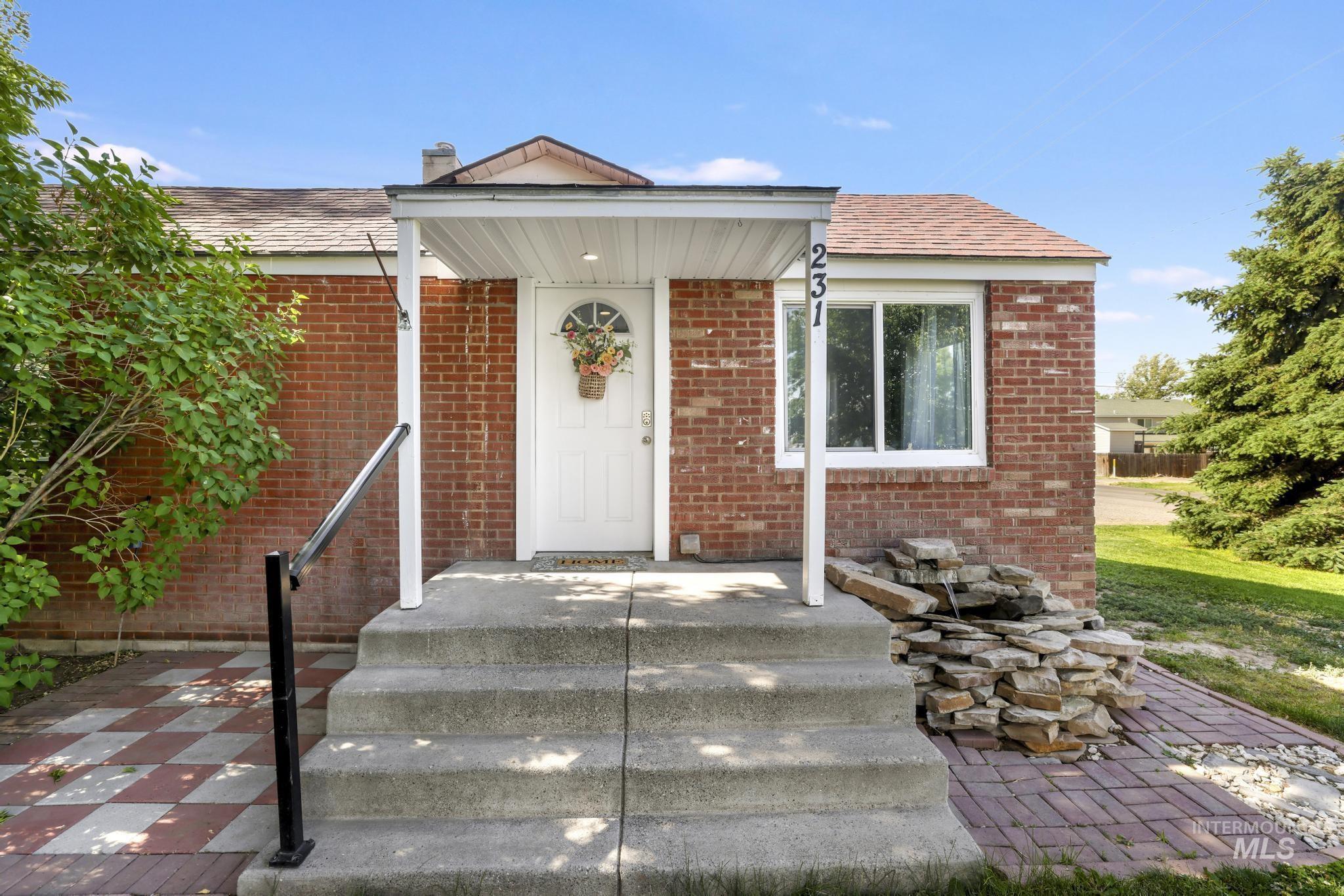231 W Avenue D, Jerome, Idaho 83338, 3 Bedrooms, 1 Bathroom, Residential For Sale, Price $269,999, 98989529
