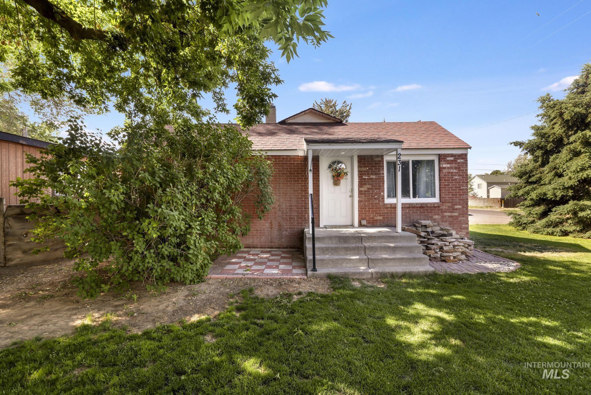 231 W Avenue D, Jerome, Idaho 83338, 3 Bedrooms, 1 Bathroom, Residential For Sale, Price $269,999, 98989529