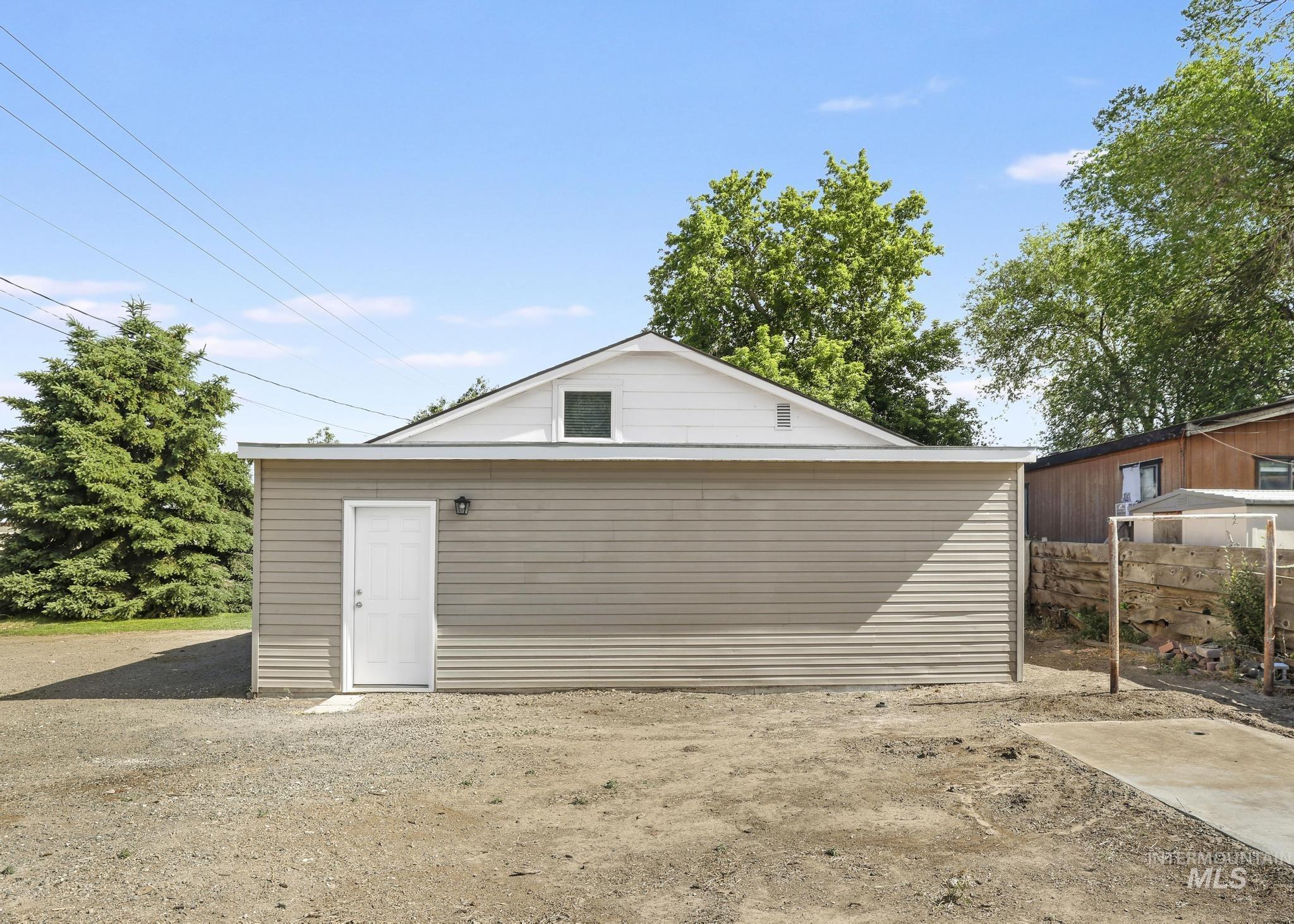 231 W Avenue D, Jerome, Idaho 83338, 3 Bedrooms, 1 Bathroom, Residential For Sale, Price $269,999, 98989529