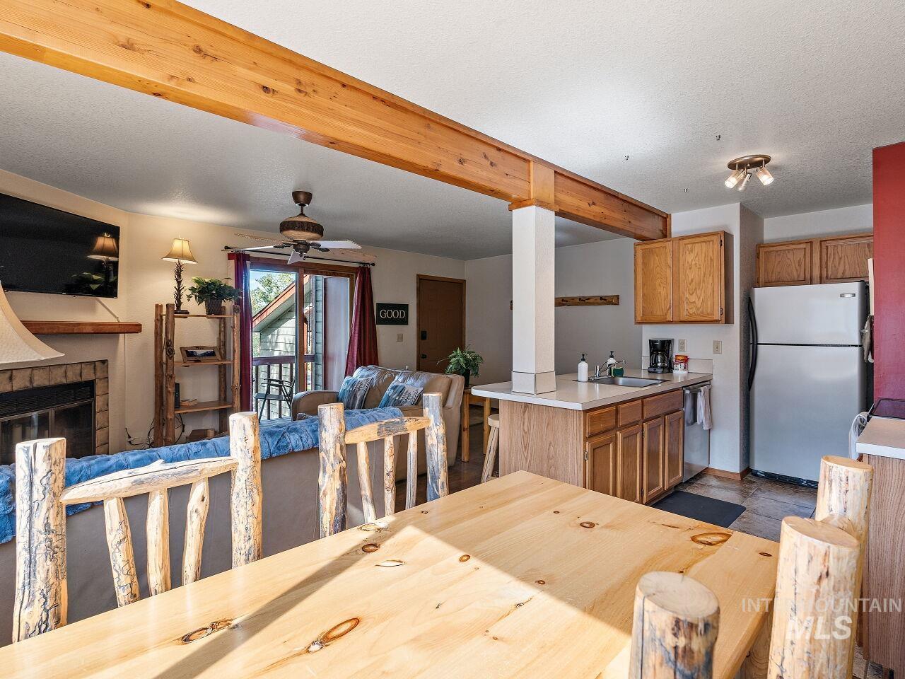 601 Hemlock St., McCall, Idaho 83638, 2 Bedrooms, 1 Bathroom, Residential For Sale, Price $429,000, 98989530