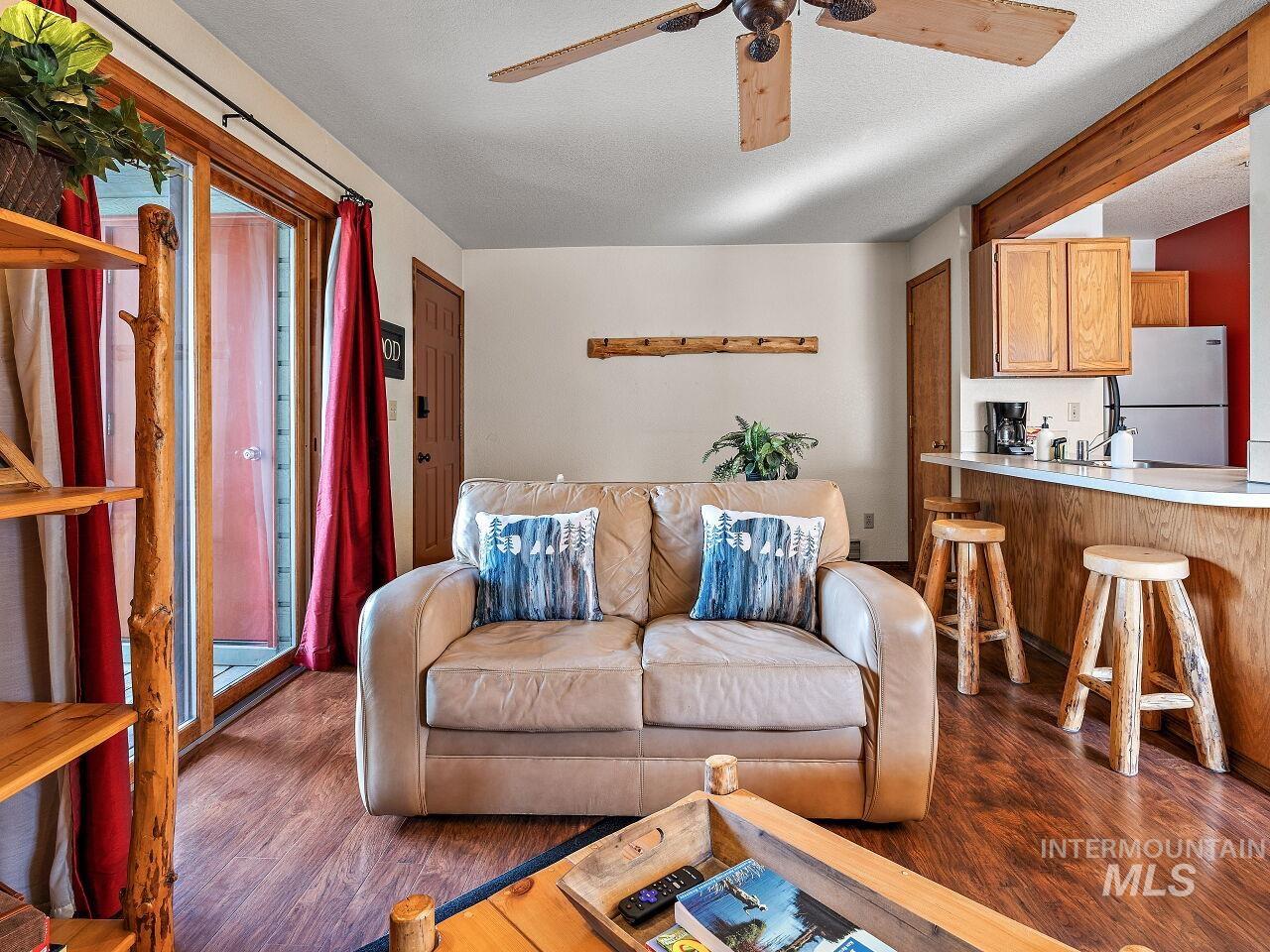 601 Hemlock St., McCall, Idaho 83638, 2 Bedrooms, 1 Bathroom, Residential For Sale, Price $429,000, 98989530