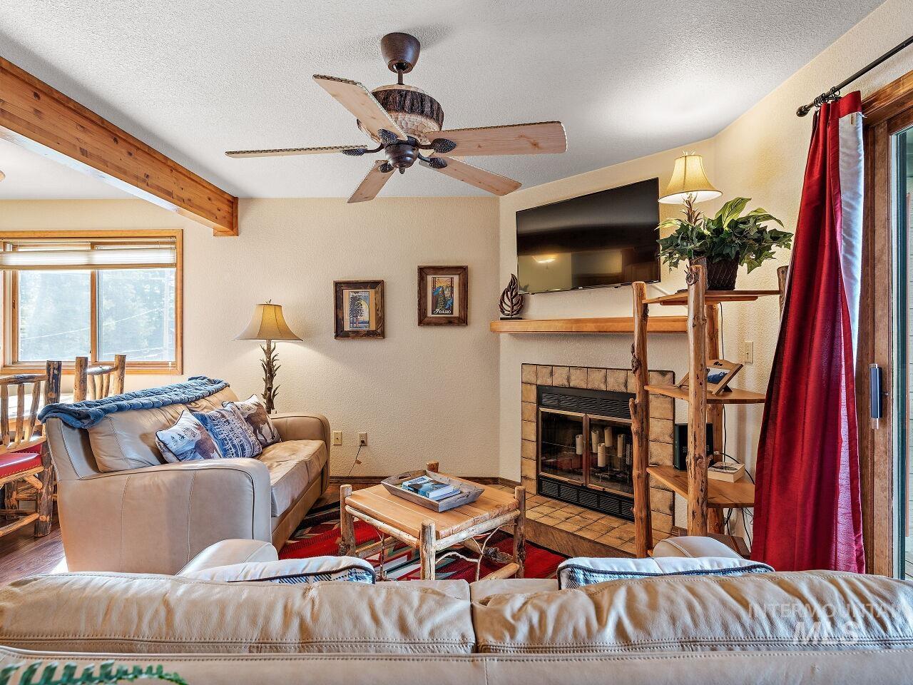 601 Hemlock St., McCall, Idaho 83638, 2 Bedrooms, 1 Bathroom, Residential For Sale, Price $429,000, 98989530