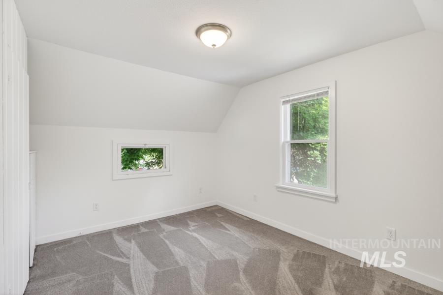 522 W A St., Moscow, Idaho 83843, 4 Bedrooms, 1.5 Bathrooms, Residential For Sale, Price $410,000, 98989531