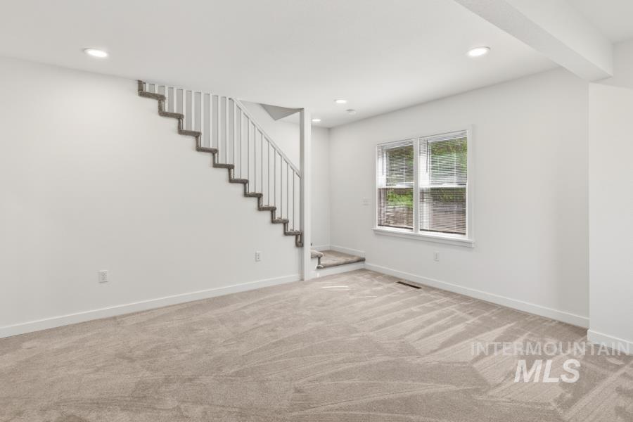 522 W A St., Moscow, Idaho 83843, 4 Bedrooms, 1.5 Bathrooms, Residential For Sale, Price $410,000, 98989531