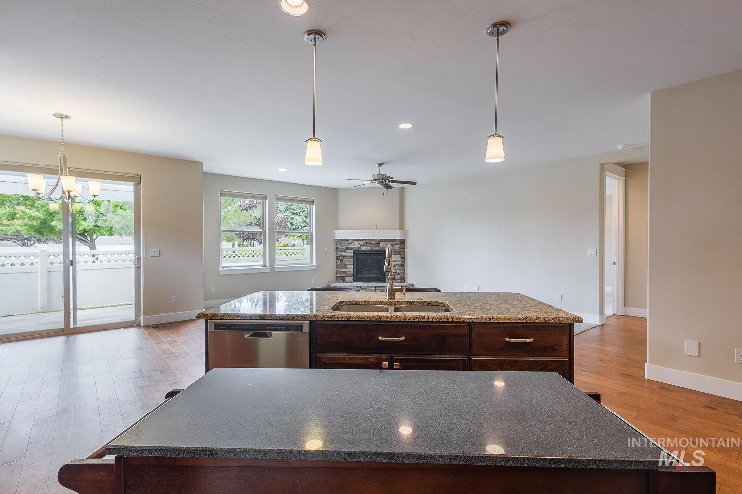427 Briar Hill St, Nampa, Idaho 83686, 3 Bedrooms, 2 Bathrooms, Residential For Sale, Price $490,000, 98989532