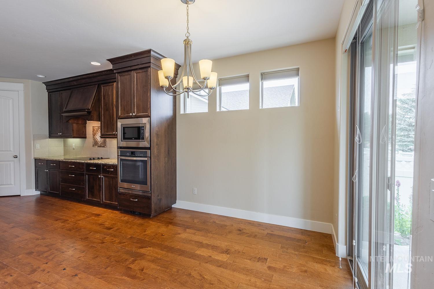 427 Briar Hill St, Nampa, Idaho 83686, 3 Bedrooms, 2 Bathrooms, Residential For Sale, Price $490,000, 98989532