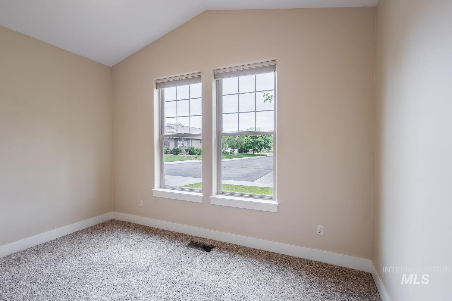 427 Briar Hill St, Nampa, Idaho 83686, 3 Bedrooms, 2 Bathrooms, Residential For Sale, Price $490,000, 98989532