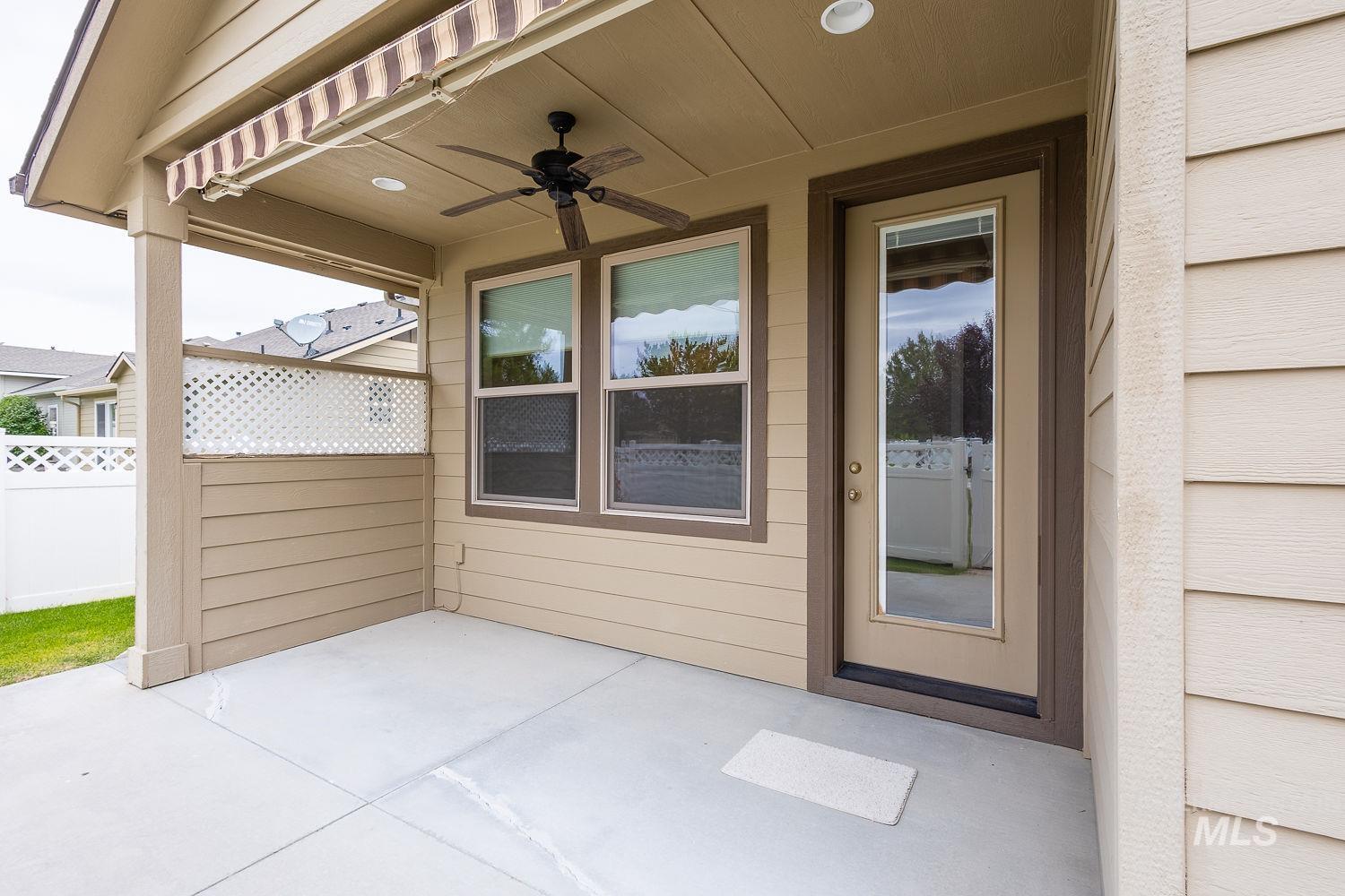 427 Briar Hill St, Nampa, Idaho 83686, 3 Bedrooms, 2 Bathrooms, Residential For Sale, Price $490,000, 98989532