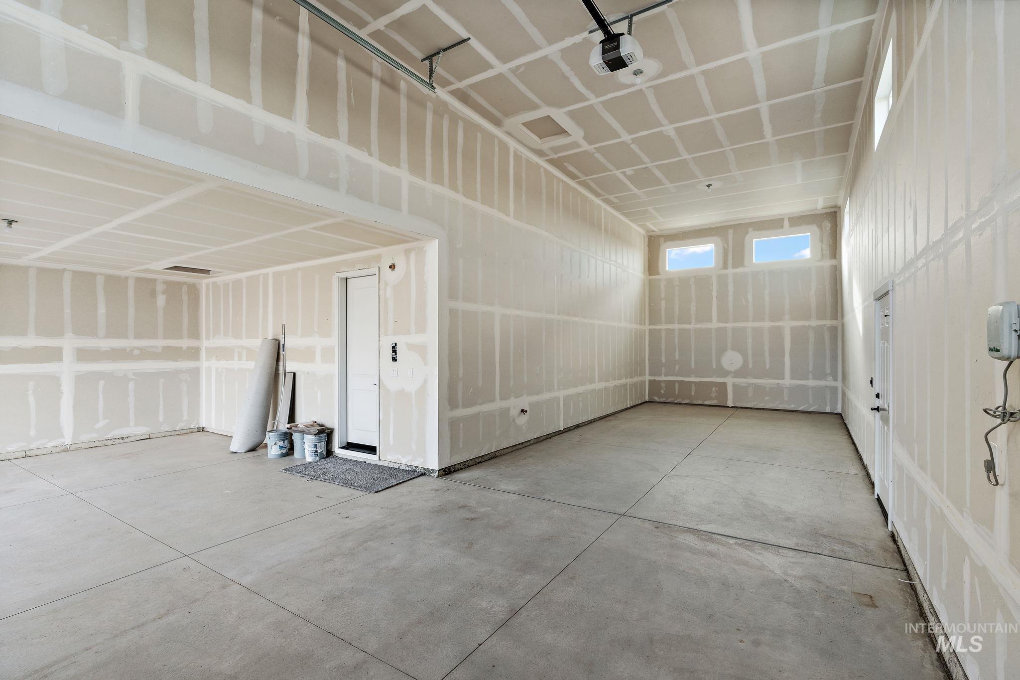 103 N Roscoe Ave., Kuna, Idaho 83634, 3 Bedrooms, 2 Bathrooms, Residential For Sale, Price $542,990, 98989533