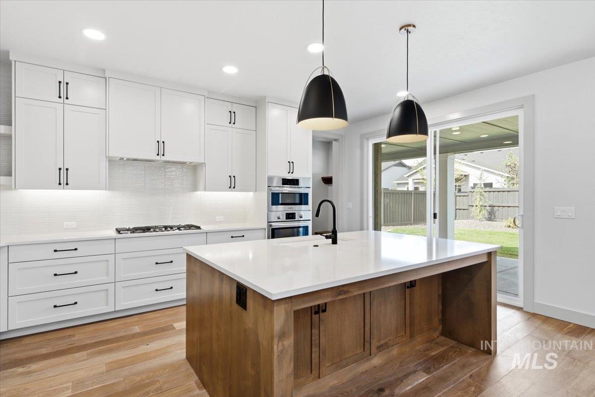 836 E Escalation St., Meridian, Idaho 83642, 4 Bedrooms, 2.5 Bathrooms, Residential For Sale, Price $715,000,MLS 98989536