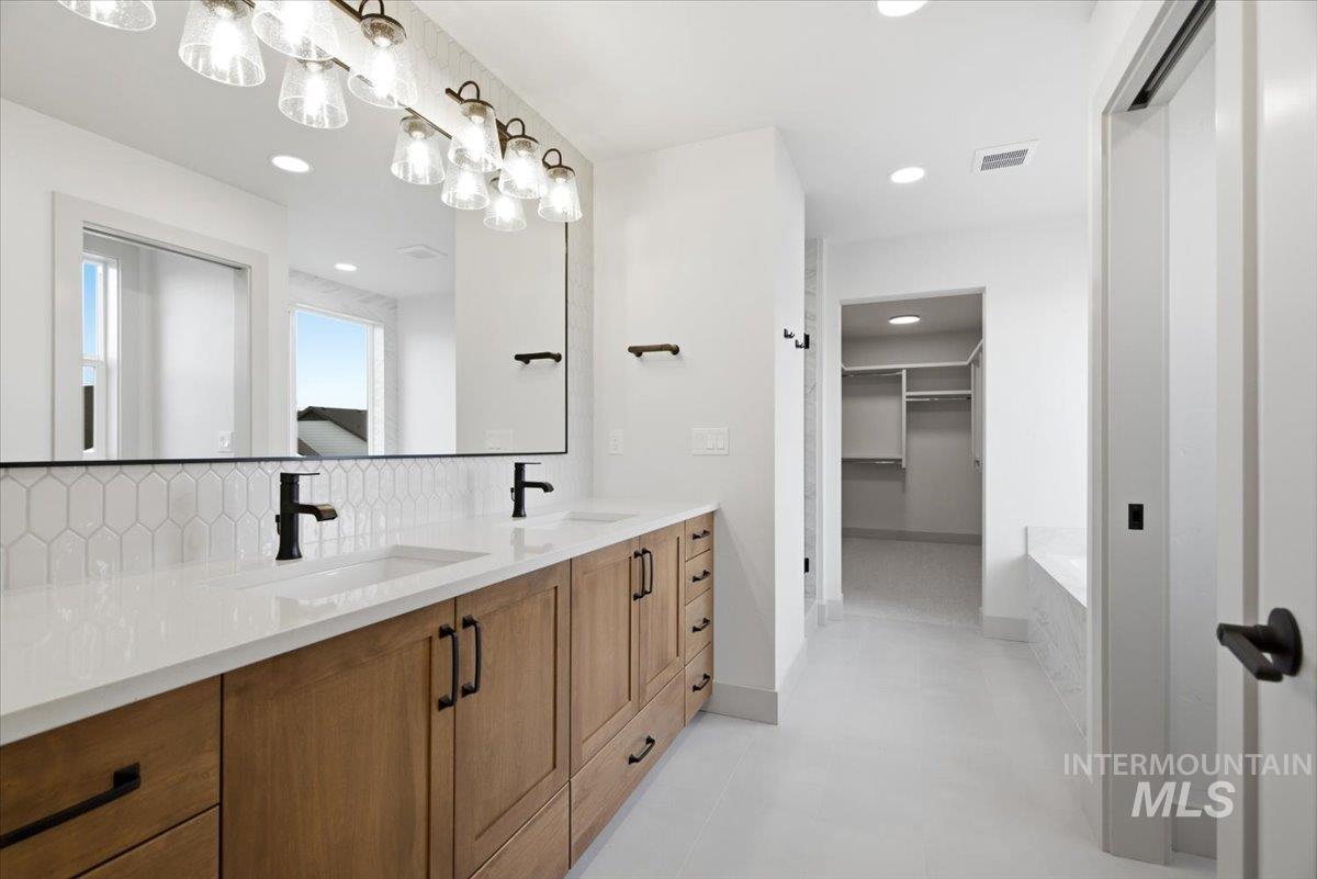 836 E Escalation St., Meridian, Idaho 83642, 4 Bedrooms, 2.5 Bathrooms, Residential For Sale, Price $715,000,MLS 98989536