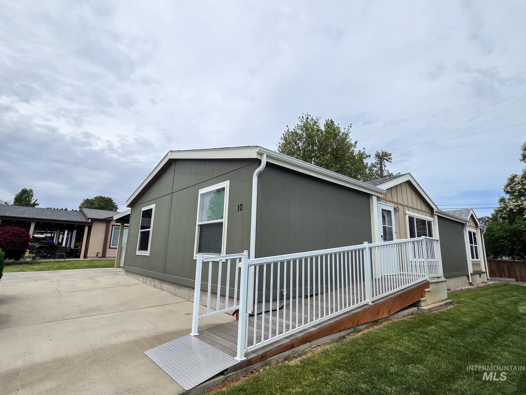 3428 15th St, Lewiston, Idaho 83501, 3 Bedrooms, 2 Bathrooms, Residential For Sale, Price $199,900, 98989539