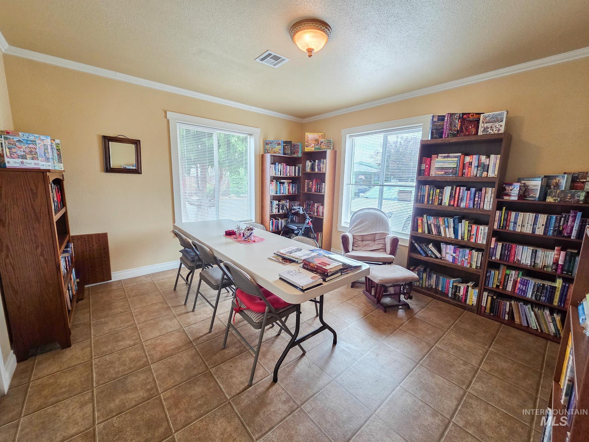 3428 15th St, Lewiston, Idaho 83501, 3 Bedrooms, 2 Bathrooms, Residential For Sale, Price $199,900, 98989539