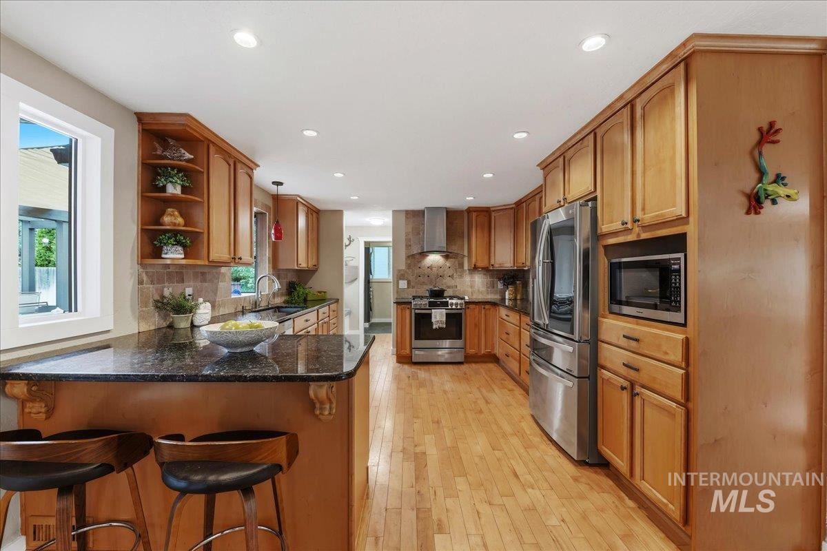 3022 E Springwood Dr, Meridian, Idaho 83642, 3 Bedrooms, 2.5 Bathrooms, Residential For Sale, Price $699,900, 98989542