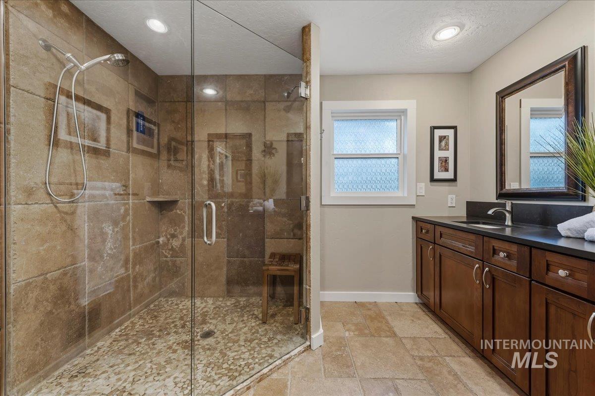 3022 E Springwood Dr, Meridian, Idaho 83642, 3 Bedrooms, 2.5 Bathrooms, Residential For Sale, Price $699,900, 98989542