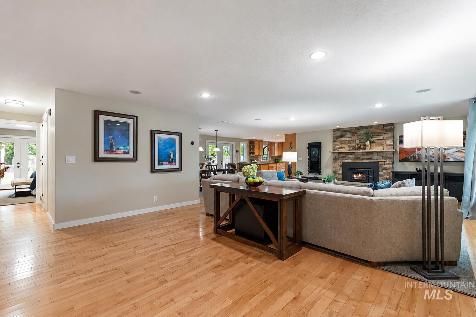 3022 E Springwood Dr, Meridian, Idaho 83642, 3 Bedrooms, 2.5 Bathrooms, Residential For Sale, Price $699,900, 98989542