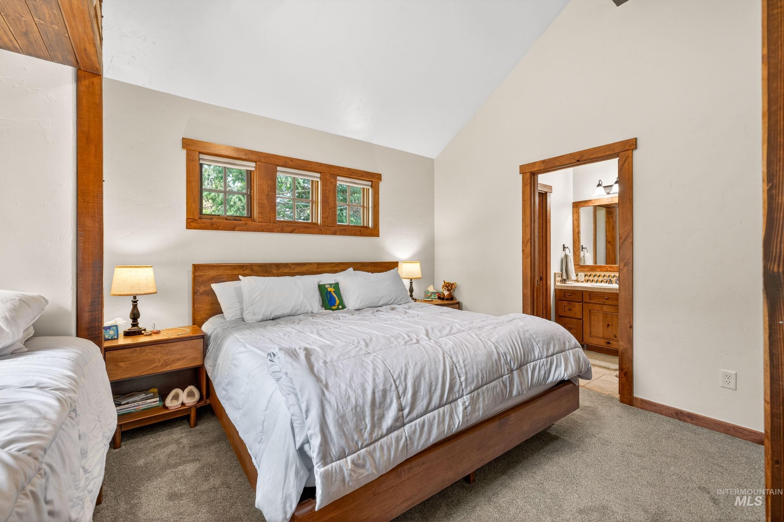4 Rock Creek Court, Donnelly, Idaho 83615, 2 Bedrooms, 2.5 Bathrooms, Residential For Sale, Price $1,395,000,MLS 98989560