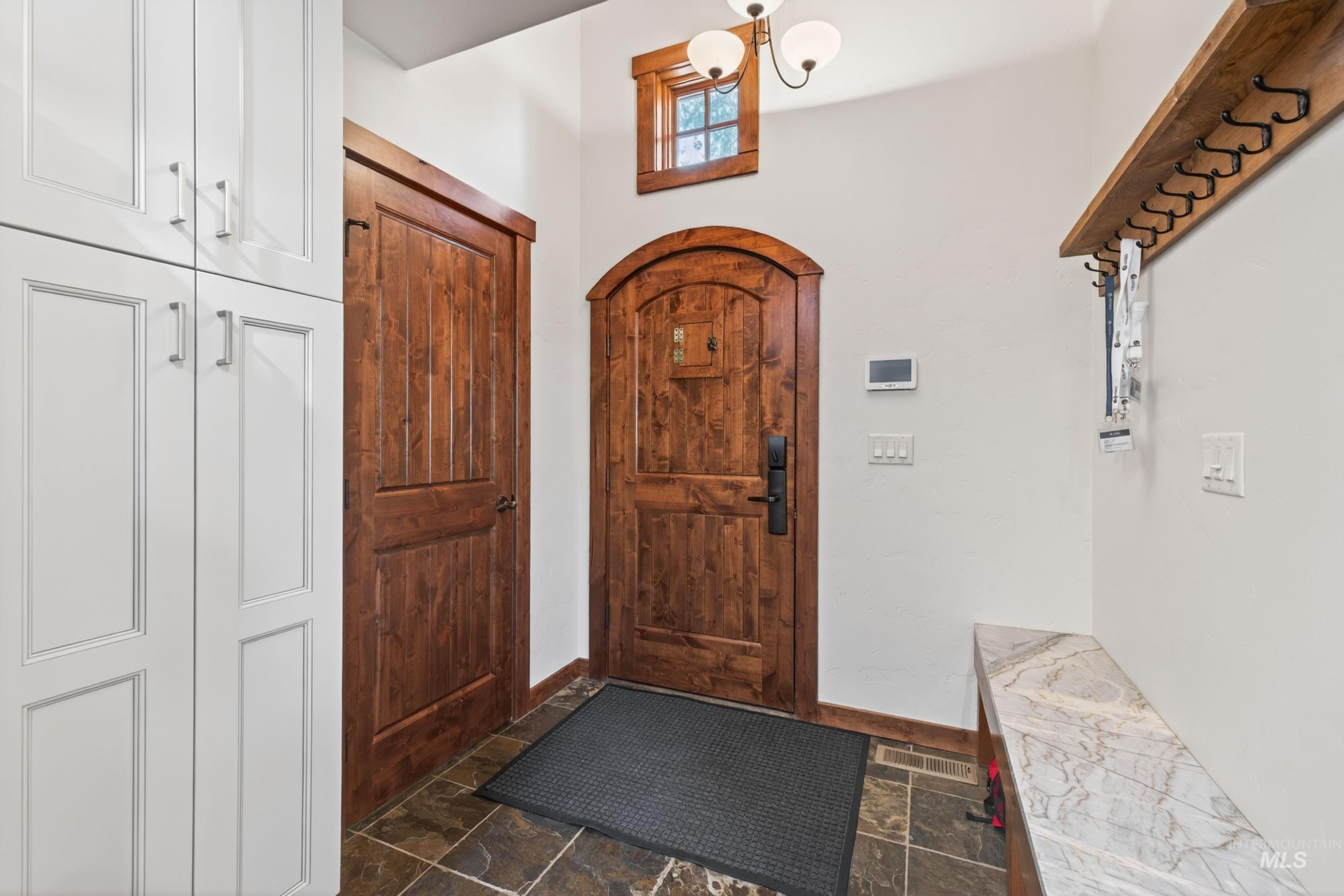 4 Rock Creek Court, Donnelly, Idaho 83615, 2 Bedrooms, 2.5 Bathrooms, Residential For Sale, Price $1,395,000,MLS 98989560