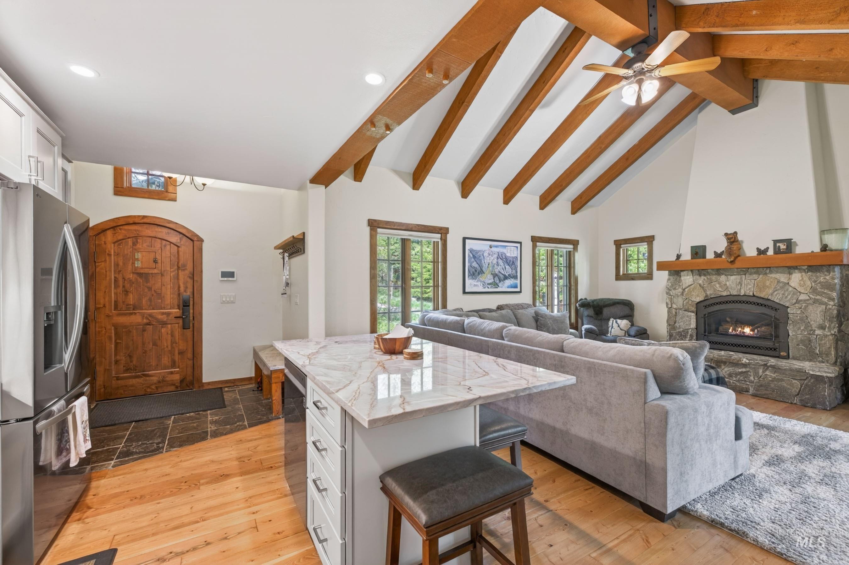4 Rock Creek Court, Donnelly, Idaho 83615, 2 Bedrooms, 2.5 Bathrooms, Residential For Sale, Price $1,395,000,MLS 98989560