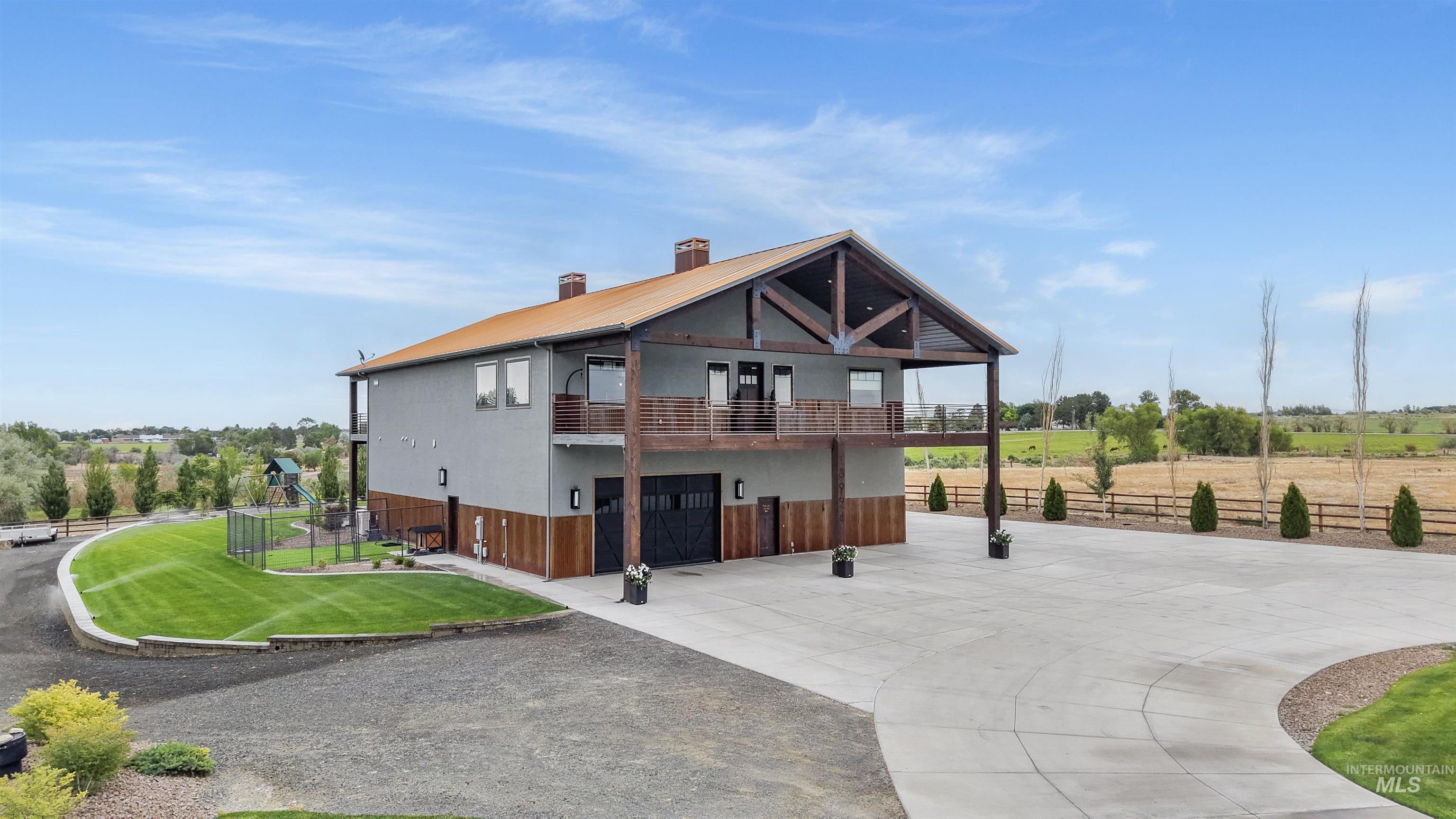 3924 N 2100 E, Filer, Idaho 83328, 5 Bedrooms, 4.5 Bathrooms, Residential For Sale, Price $1,100,000,MLS 98989565