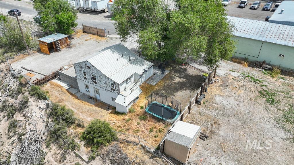 645 5th Ave W, Twin Falls, Idaho 83301, 2 Bedrooms, 8 Rooms, Business/Commercial For Sale, Price $229,500,MLS 98989575