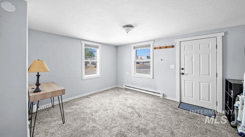 645 5th Ave W, Twin Falls, Idaho 83301, 2 Bedrooms, 2 Bathrooms, Residential For Sale, Price $229,500,MLS 98989576