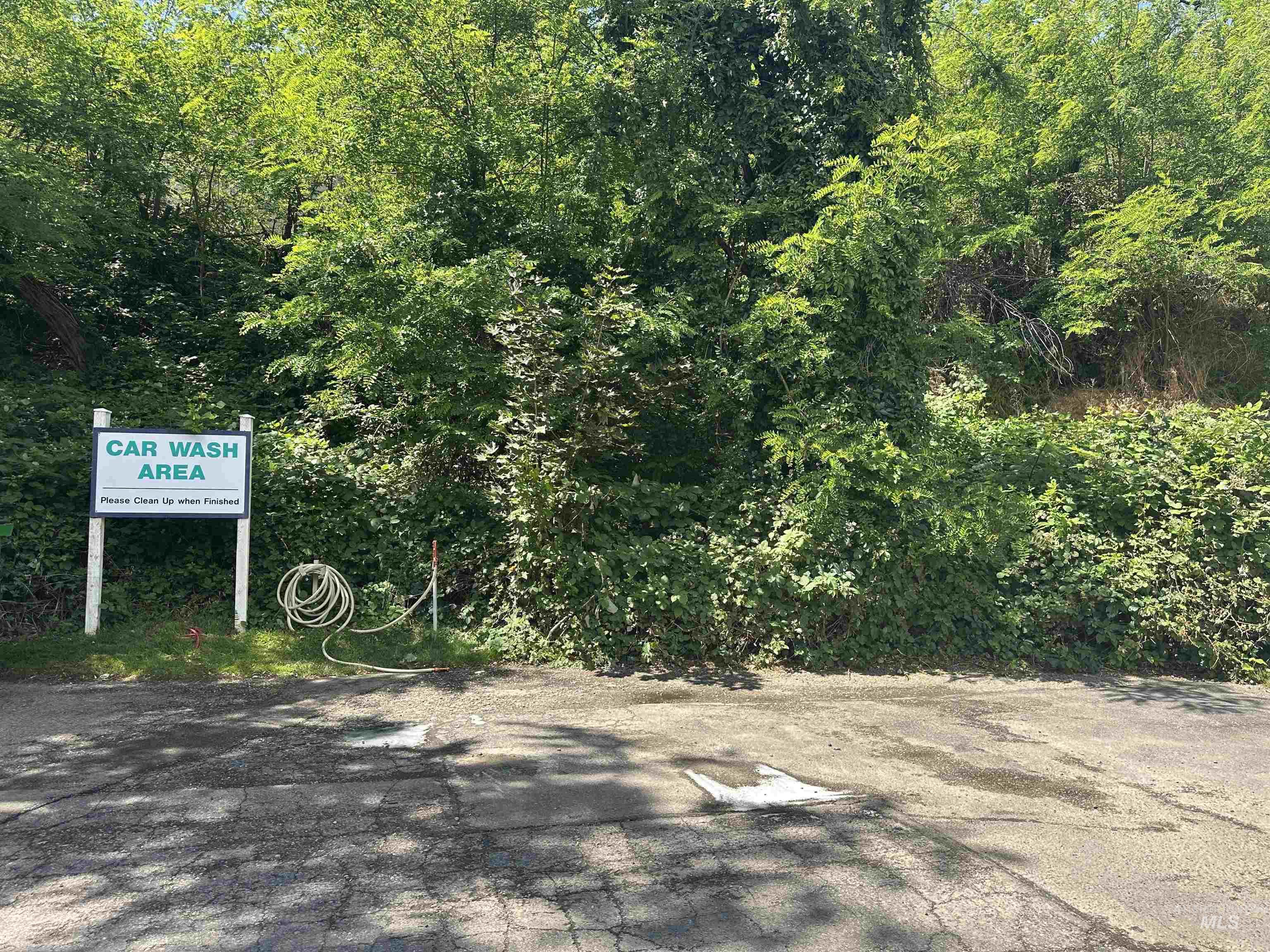 3687 S Gekeler Ln, Boise, Idaho 83706, 3 Bedrooms, 2 Bathrooms, Residential For Sale, Price $340,000,MLS 98989582