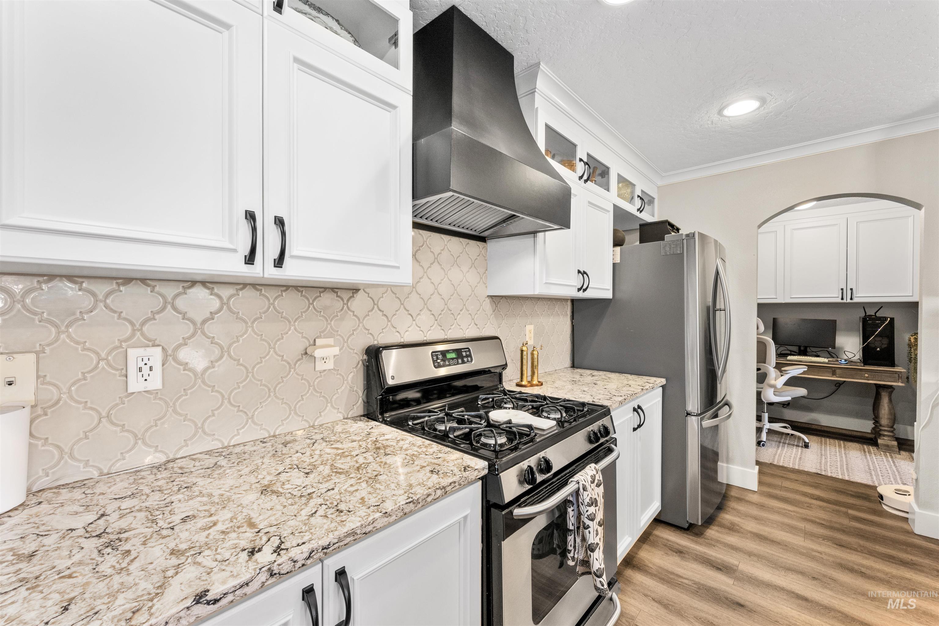 4421 N Tempest Way, Meridian, Idaho 83646, 4 Bedrooms, 2.5 Bathrooms, Residential For Sale, Price $644,900,MLS 98989585