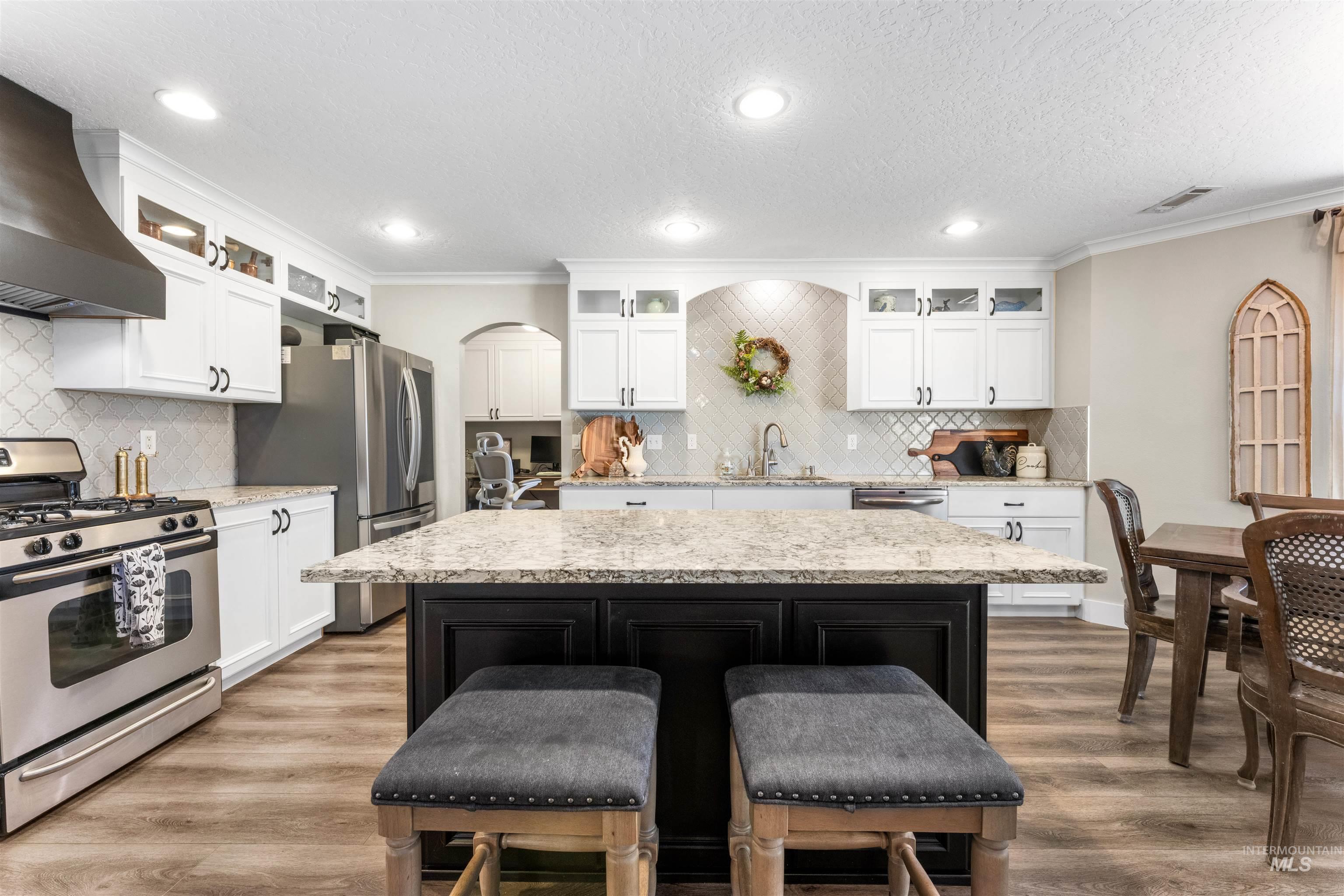 4421 N Tempest Way, Meridian, Idaho 83646, 4 Bedrooms, 2.5 Bathrooms, Residential For Sale, Price $644,900,MLS 98989585