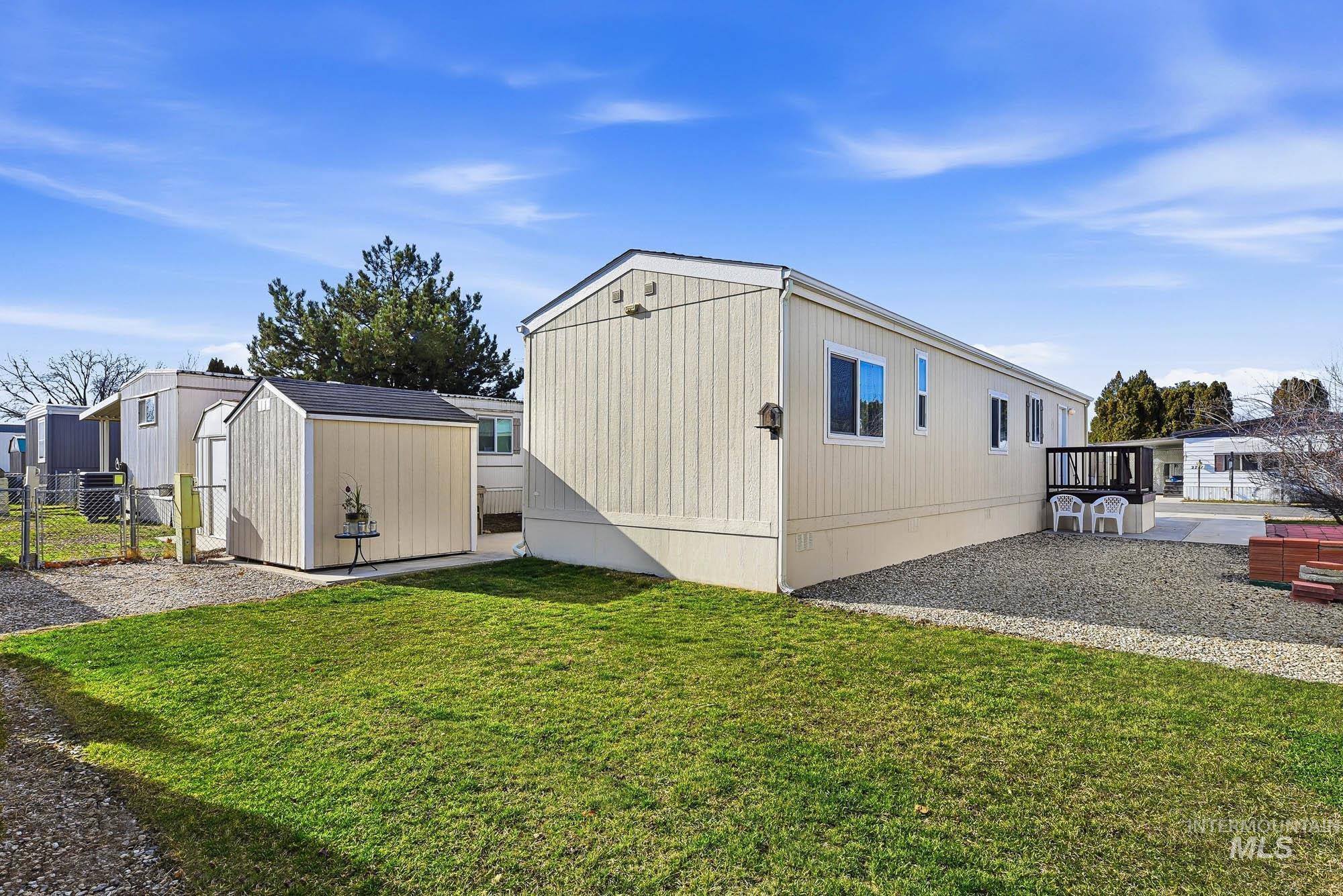 2710 N Pilgrim Lane, Boise, Idaho 83704-9419, 2 Bedrooms, 1 Bathroom, Residential For Sale, Price $85,000,MLS 98989586
