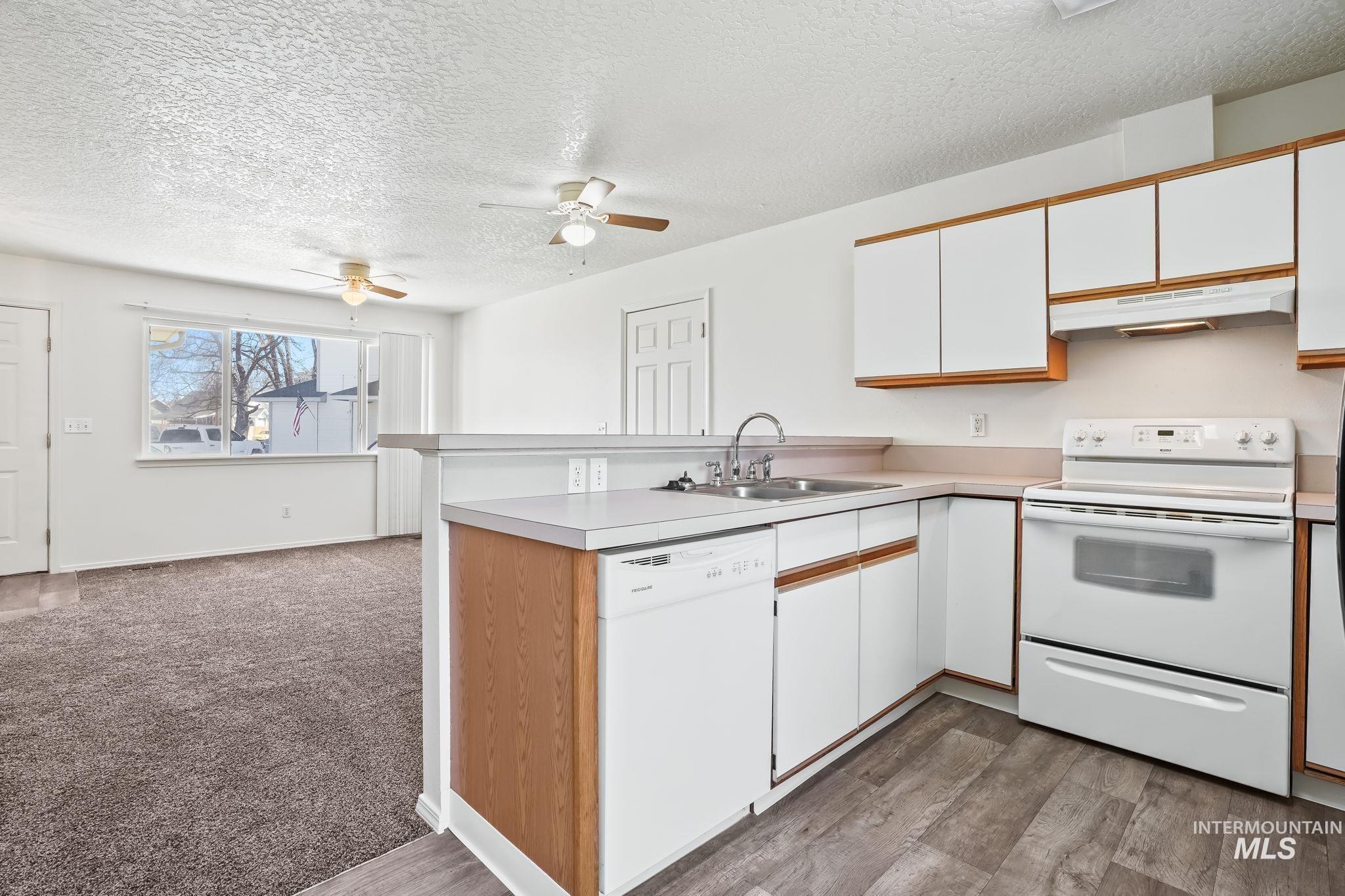 507 S 7th St, Nampa, Idaho 83651-4164, 2 Bedrooms, 1 Bathroom, Rental For Rent, Price $1,600,MLS 98989590