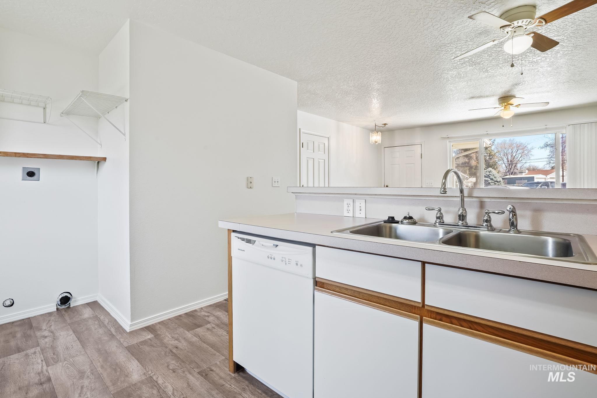 507 S 7th St, Nampa, Idaho 83651-4164, 2 Bedrooms, 1 Bathroom, Rental For Rent, Price $1,600,MLS 98989590