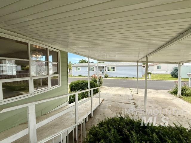 2015 6th Ave Spc 9, Clarkston, Washington 99403, 2 Bedrooms, 2 Bathrooms, Residential For Sale, Price $85,000,MLS 98989592