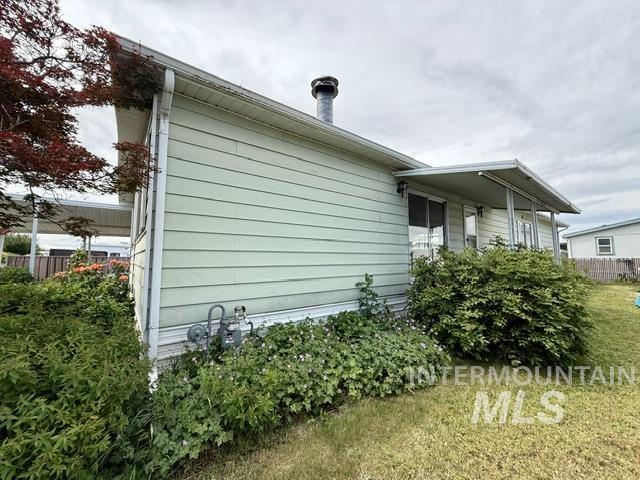 2015 6th Ave Spc 9, Clarkston, Washington 99403, 2 Bedrooms, 2 Bathrooms, Residential For Sale, Price $85,000,MLS 98989592