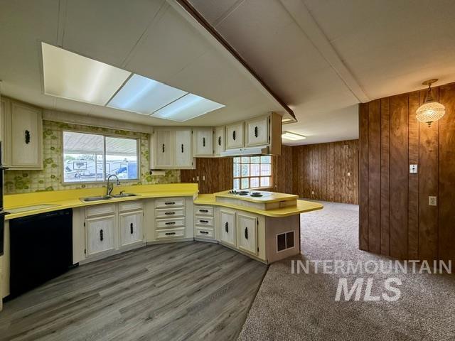 2015 6th Ave Spc 9, Clarkston, Washington 99403, 2 Bedrooms, 2 Bathrooms, Residential For Sale, Price $85,000,MLS 98989592
