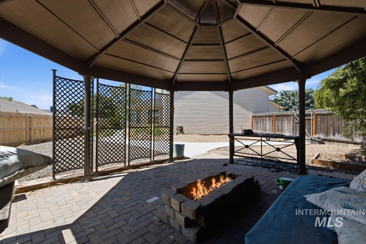 4426 S Tinker Ave, Boise, Idaho 83709, 4 Bedrooms, 2.5 Bathrooms, Residential For Sale, Price $515,000, 98989595
