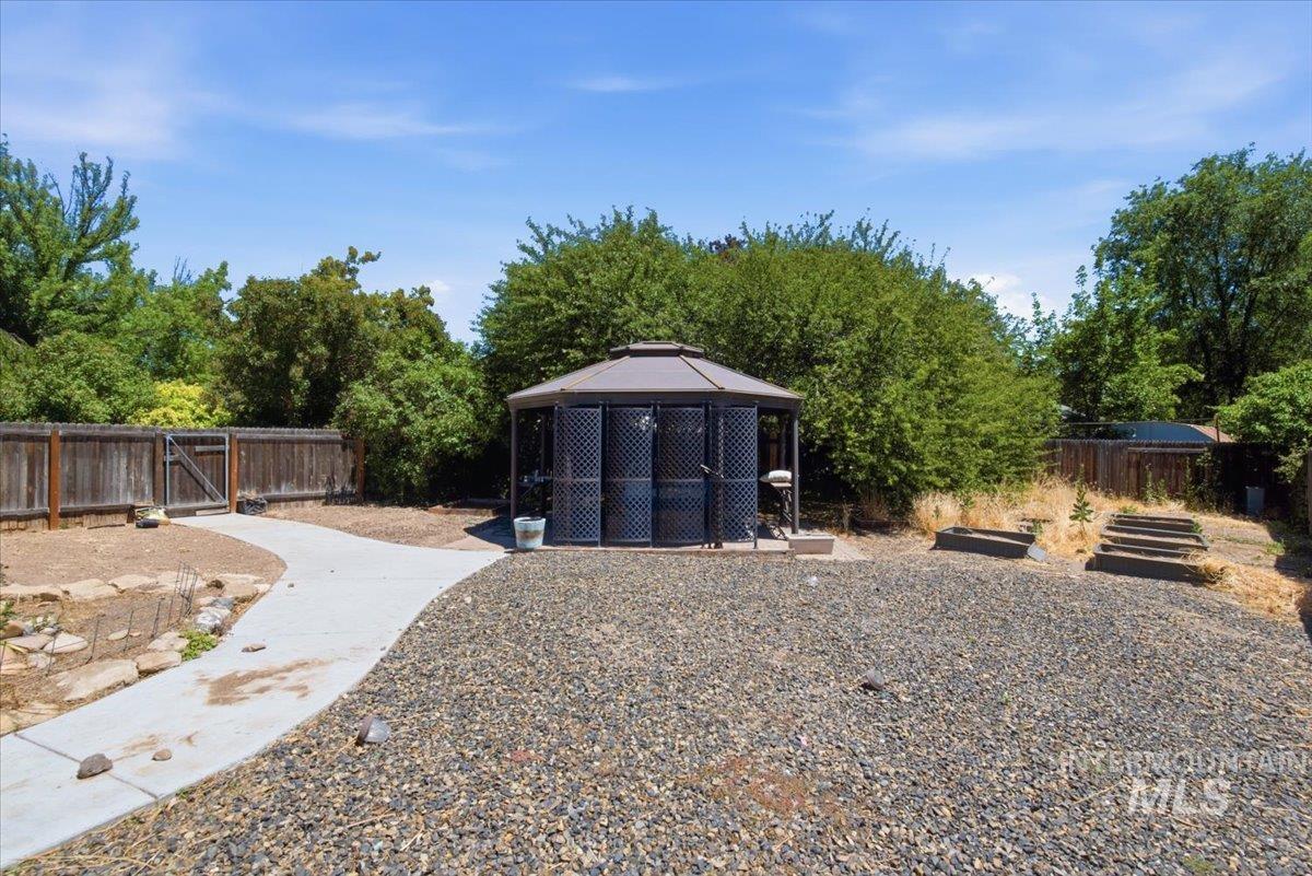 4426 S Tinker Ave, Boise, Idaho 83709, 4 Bedrooms, 2.5 Bathrooms, Residential For Sale, Price $515,000, 98989595
