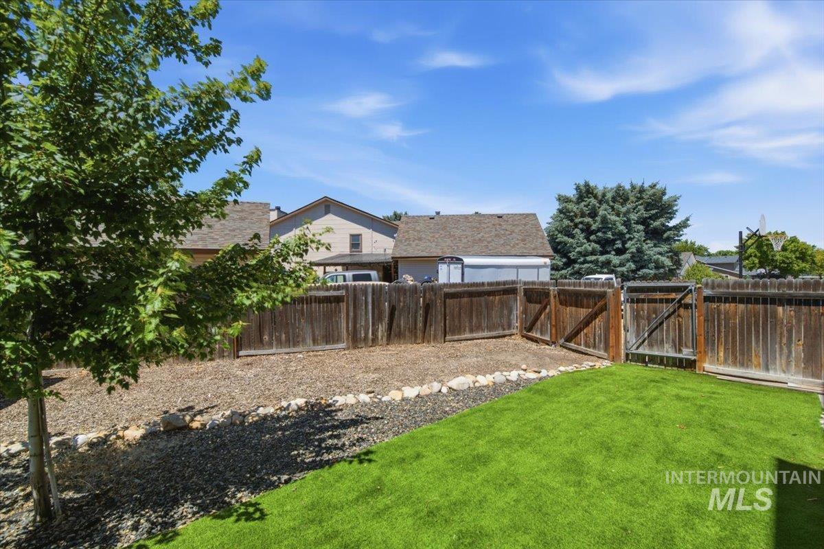 4426 S Tinker Ave, Boise, Idaho 83709, 4 Bedrooms, 2.5 Bathrooms, Residential For Sale, Price $515,000, 98989595