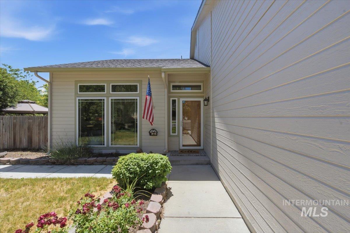 4426 S Tinker Ave, Boise, Idaho 83709, 4 Bedrooms, 2.5 Bathrooms, Residential For Sale, Price $515,000, 98989595
