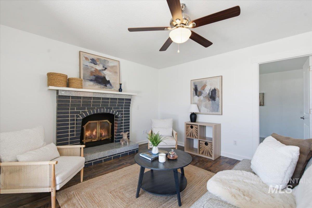 4426 S Tinker Ave, Boise, Idaho 83709, 4 Bedrooms, 2.5 Bathrooms, Residential For Sale, Price $515,000, 98989595
