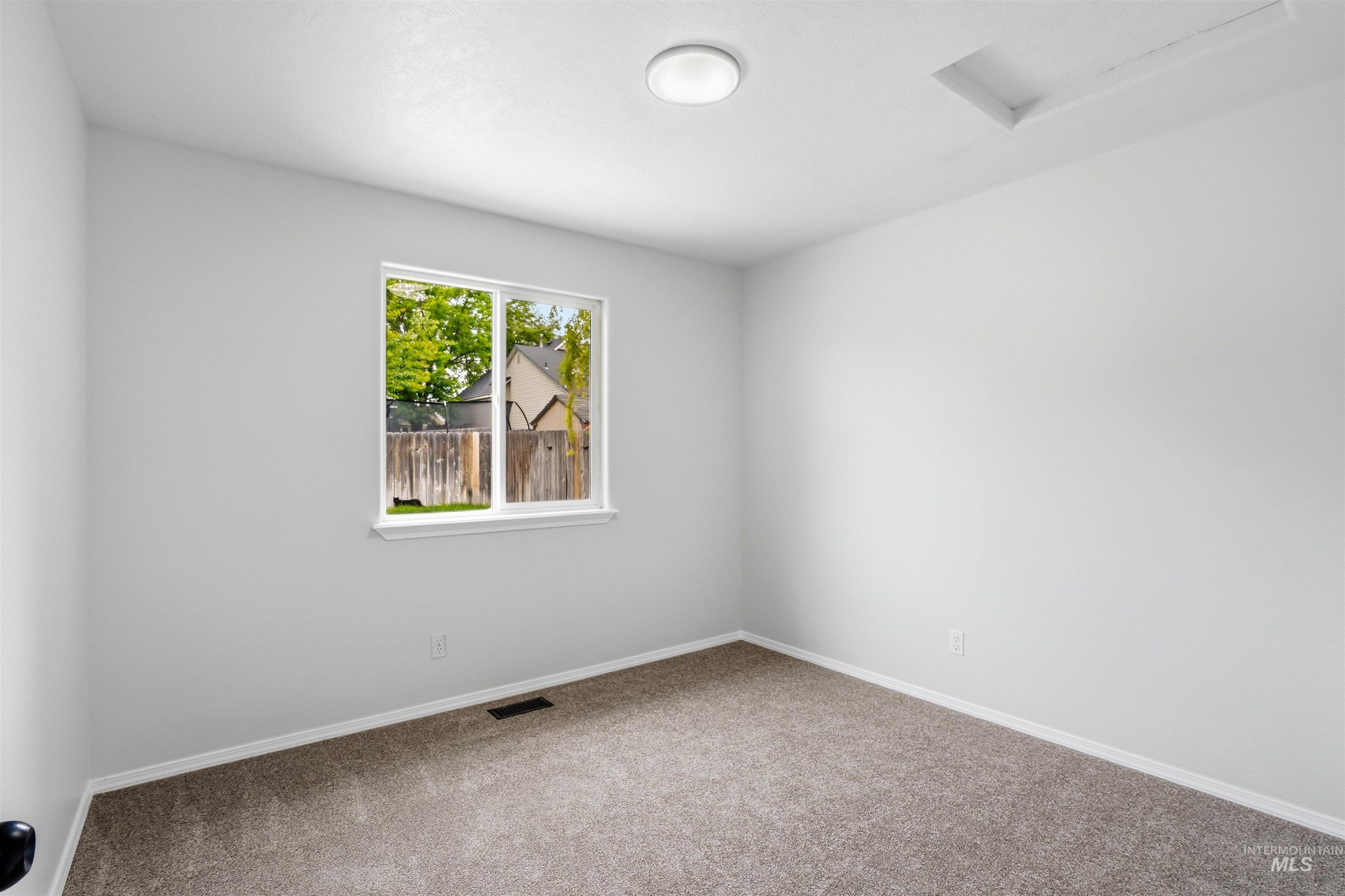 3520 E Kent Ave, Nampa, Idaho 83686, 3 Bedrooms, 2 Bathrooms, Residential For Sale, Price $382,000,MLS 98989599