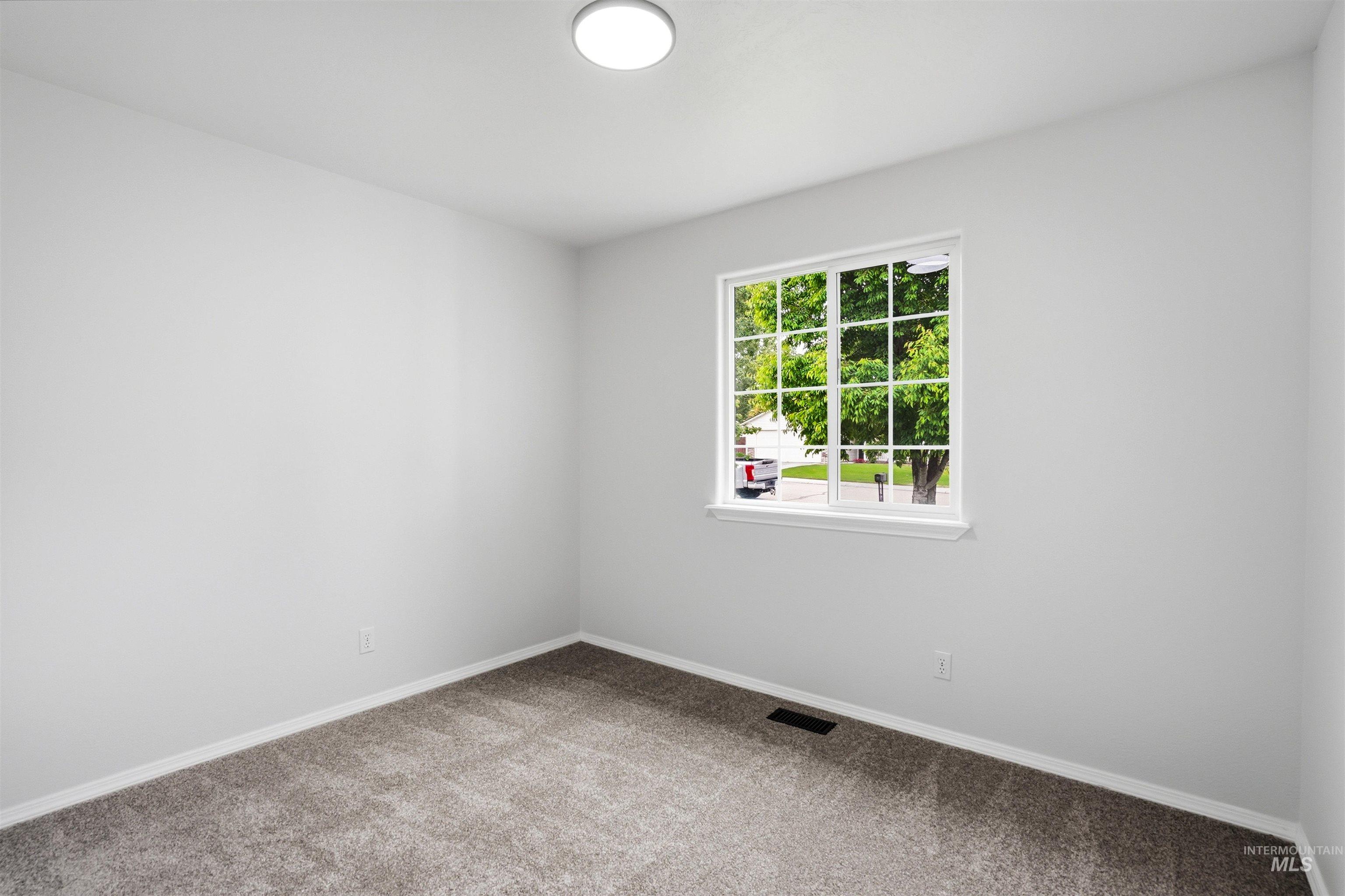 3520 E Kent Ave, Nampa, Idaho 83686, 3 Bedrooms, 2 Bathrooms, Residential For Sale, Price $382,000,MLS 98989599