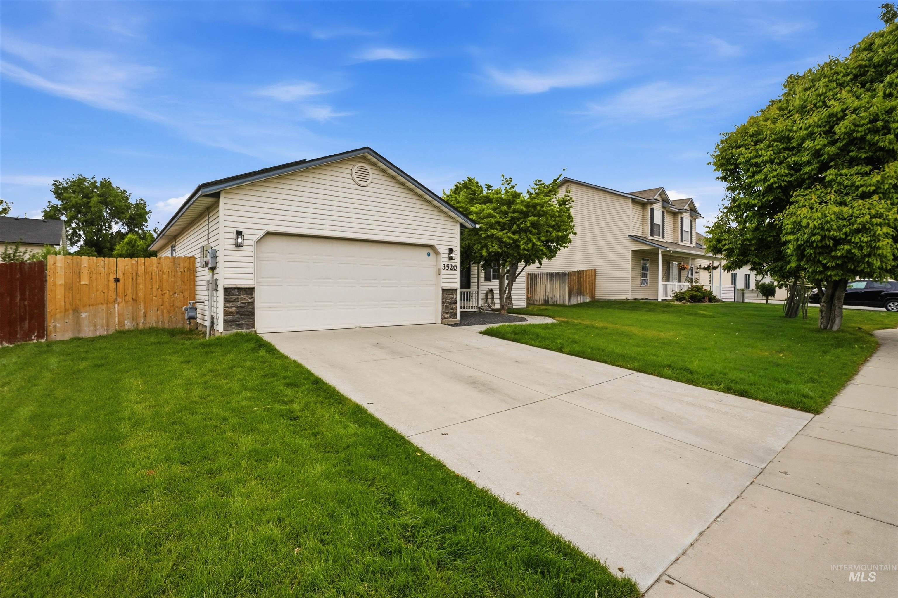 3520 E Kent Ave, Nampa, Idaho 83686, 3 Bedrooms, 2 Bathrooms, Residential For Sale, Price $382,000,MLS 98989599