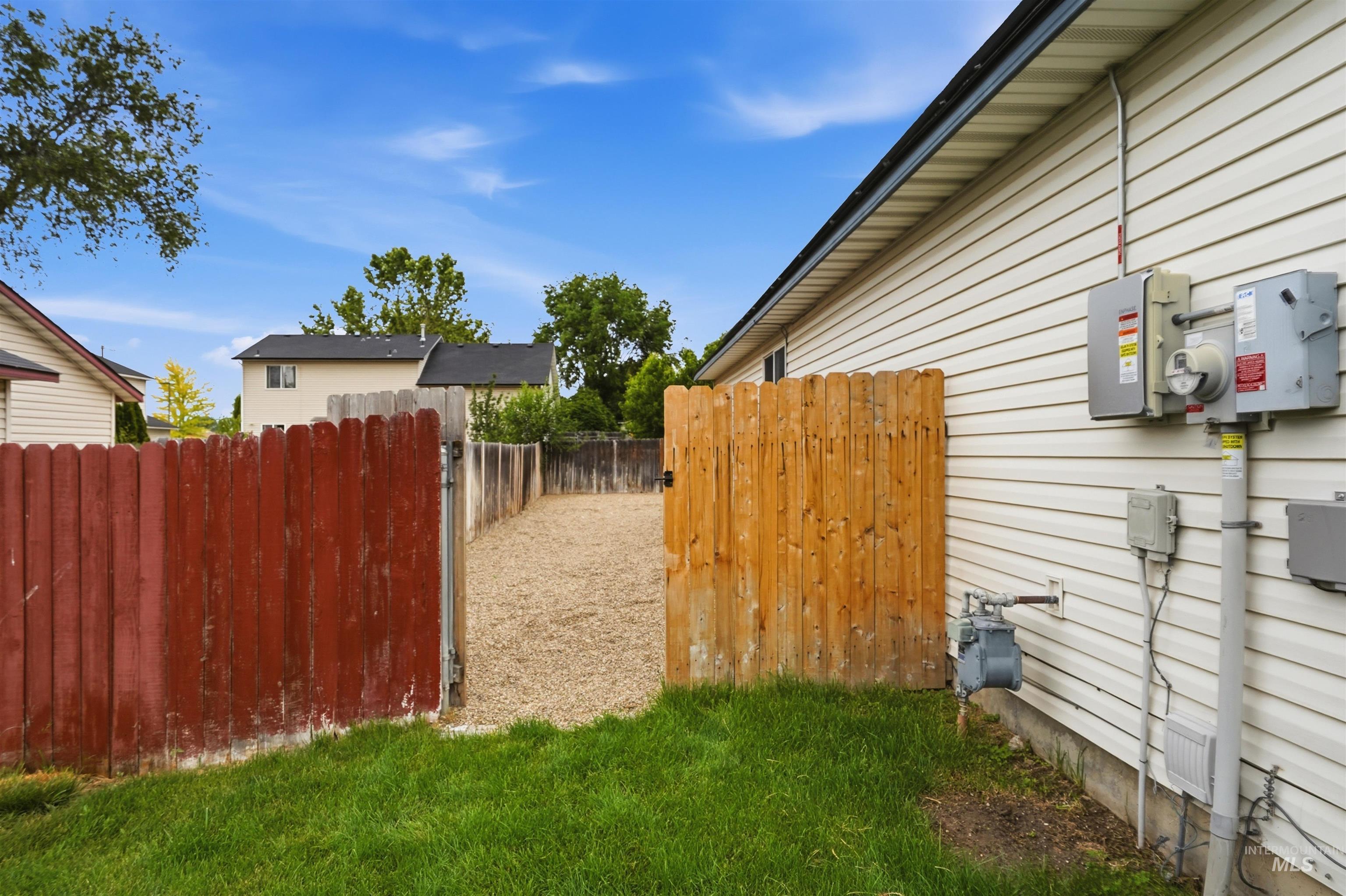 3520 E Kent Ave, Nampa, Idaho 83686, 3 Bedrooms, 2 Bathrooms, Residential For Sale, Price $382,000,MLS 98989599