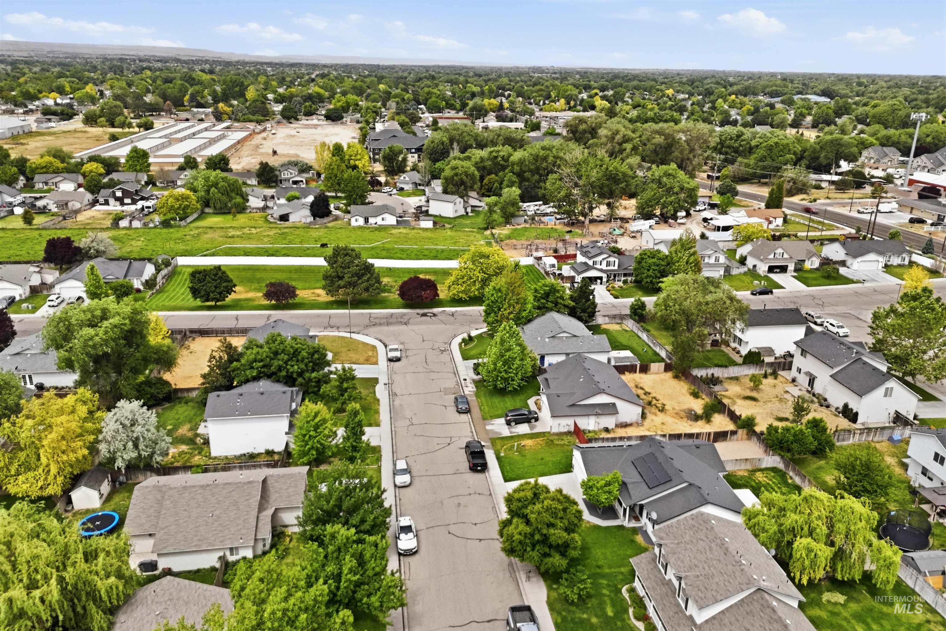 3520 E Kent Ave, Nampa, Idaho 83686, 3 Bedrooms, 2 Bathrooms, Residential For Sale, Price $382,000,MLS 98989599