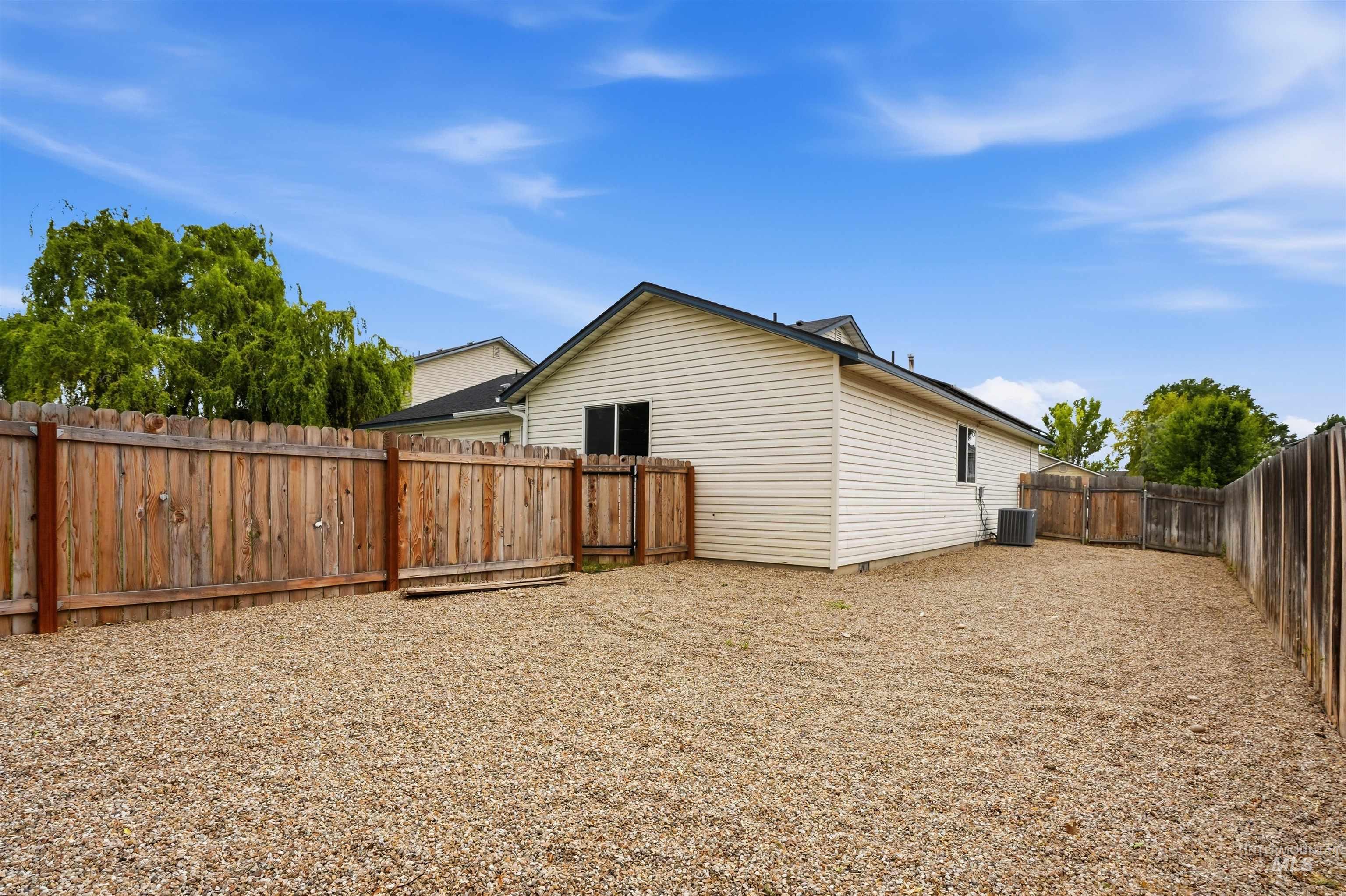 3520 E Kent Ave, Nampa, Idaho 83686, 3 Bedrooms, 2 Bathrooms, Residential For Sale, Price $382,000,MLS 98989599