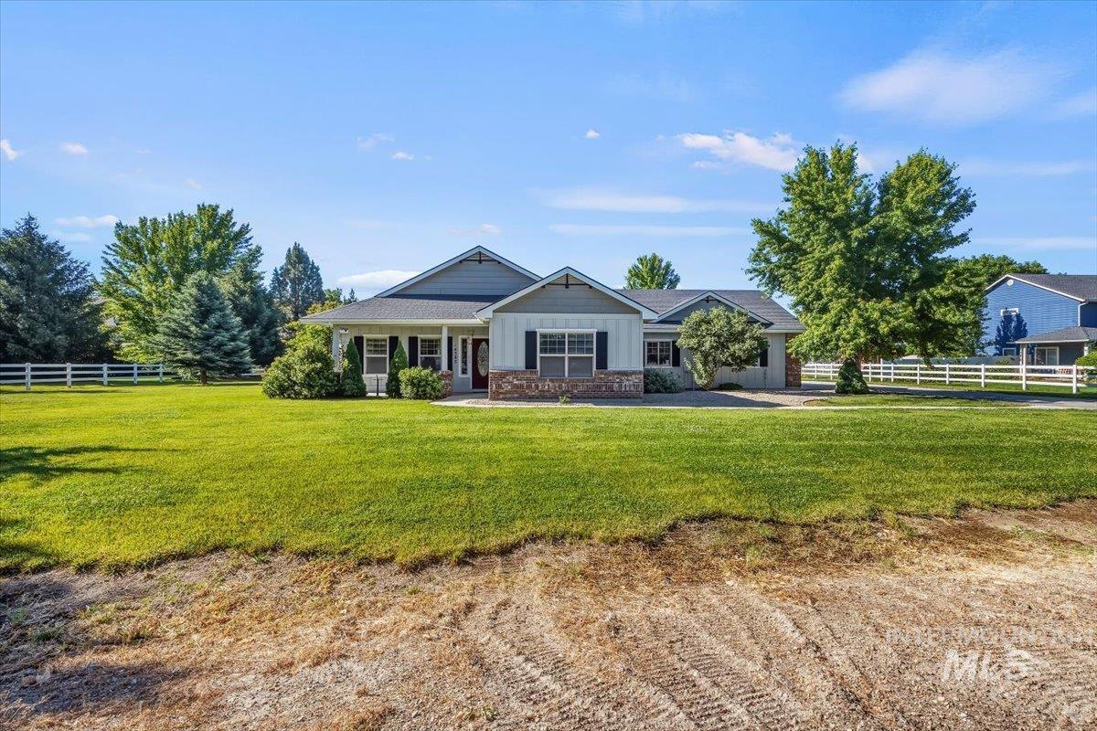14385 Silver Creek Road, Caldwell, Idaho 83607, 3 Bedrooms, 2 Bathrooms, Residential For Sale, Price $829,999,MLS 98989600