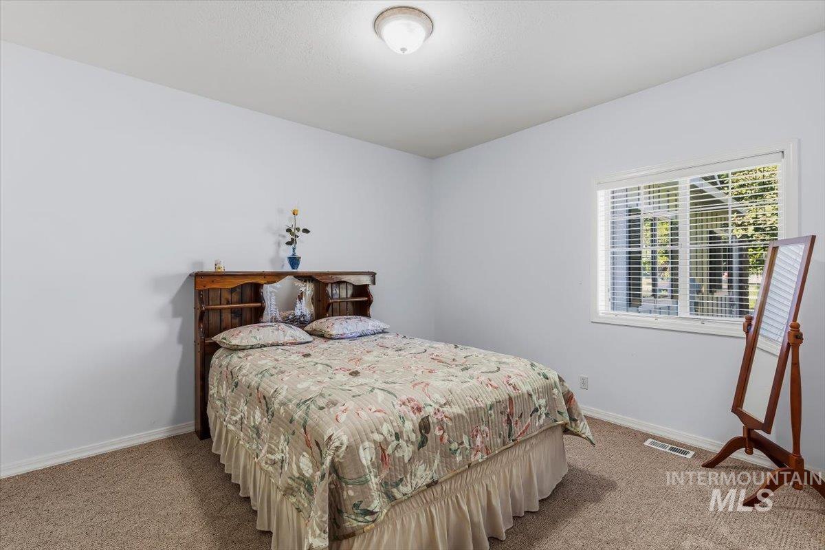 14385 Silver Creek Road, Caldwell, Idaho 83607, 3 Bedrooms, 2 Bathrooms, Residential For Sale, Price $829,999,MLS 98989600