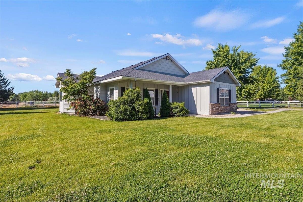 14385 Silver Creek Road, Caldwell, Idaho 83607, 3 Bedrooms, 2 Bathrooms, Residential For Sale, Price $829,999,MLS 98989600